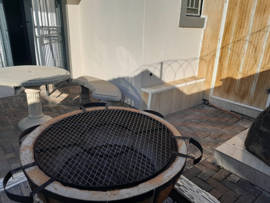 4 Bedroom Property for Sale in Bodorp North West